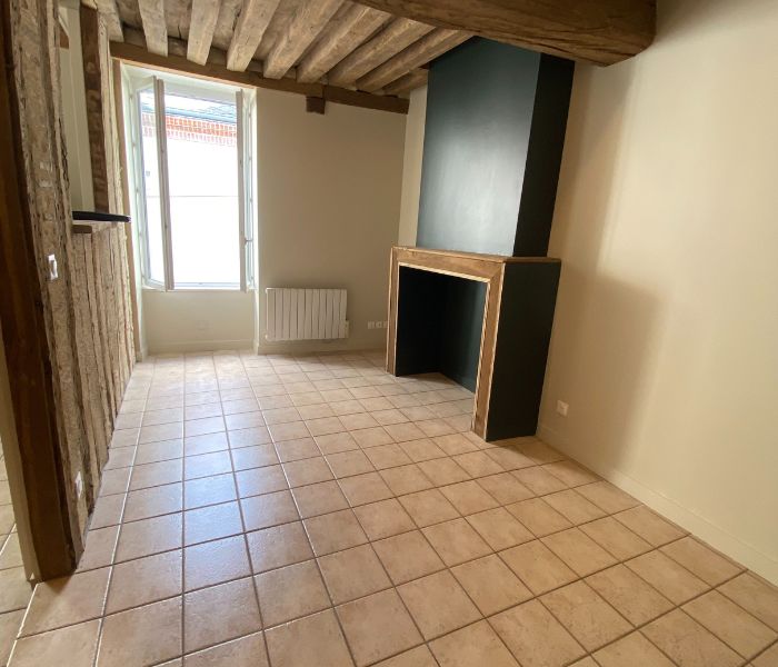 Maitre d'Oeuvre Constans - Rénovation d'un appartement sur 3 étages dans le centre-ville de Beaugency