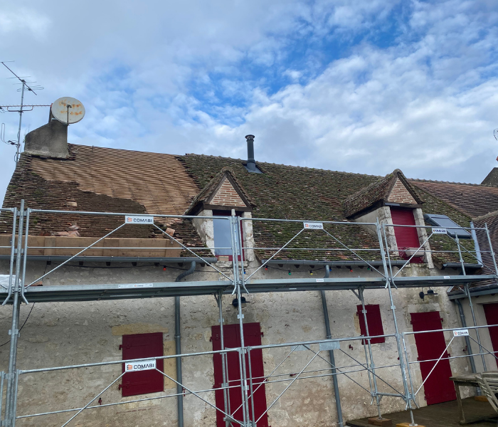 Maitre d'Œuvre Constans - reconstruction d'un garage et rénovation d'une couverture d'une habitation à Olivet