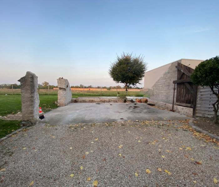 Maitre d'Œuvre Constans - reconstruction d'un garage et rénovation d'une couverture d'une habitation à Olivet