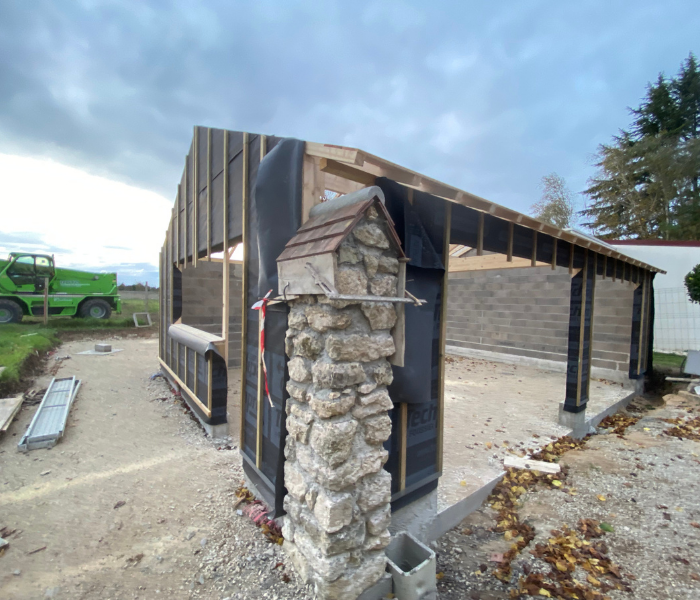 Maitre d'Œuvre Constans - reconstruction d'un garage et rénovation d'une couverture d'une habitation à Olivet