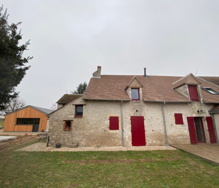 Maitre d'Œuvre Constans - reconstruction d'un garage et rénovation d'une couverture d'une habitation à Olivet