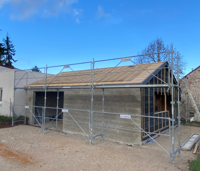 Maitre d'Œuvre Constans - reconstruction d'un garage et rénovation d'une couverture d'une habitation à Olivet