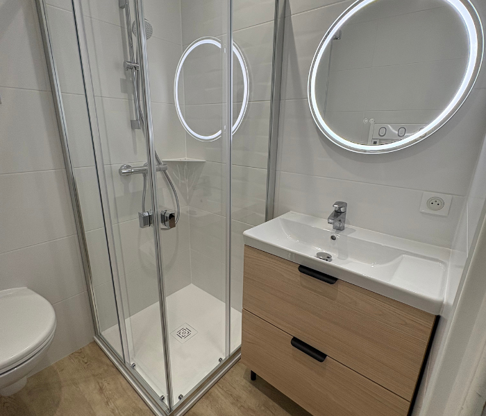 Maitre d'Œuvre Constans - Rénovation d'une salle de bain à Orléans